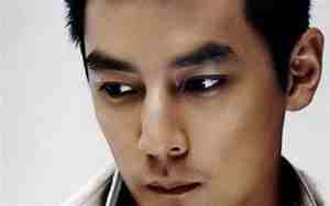 斜眼男人的面相特征是什么